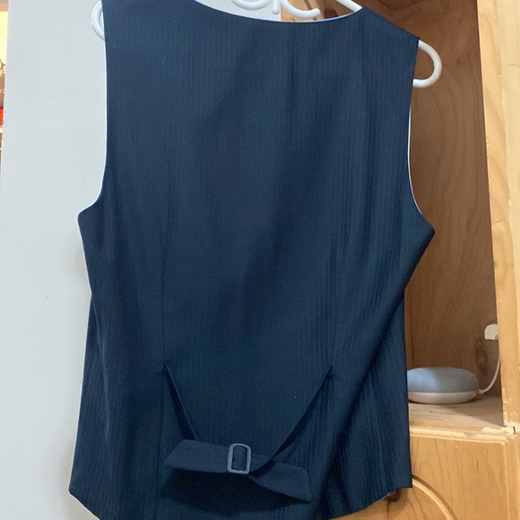 3-piece custom navy suit. - Picture 3 of 6